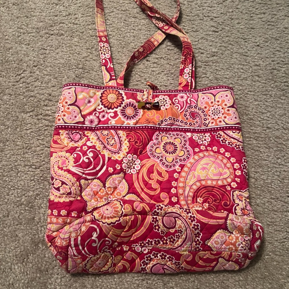 Vera Bradley Button Tote Paisley Print in Red Raspberry Fizz 13 x 14 x 4.5
